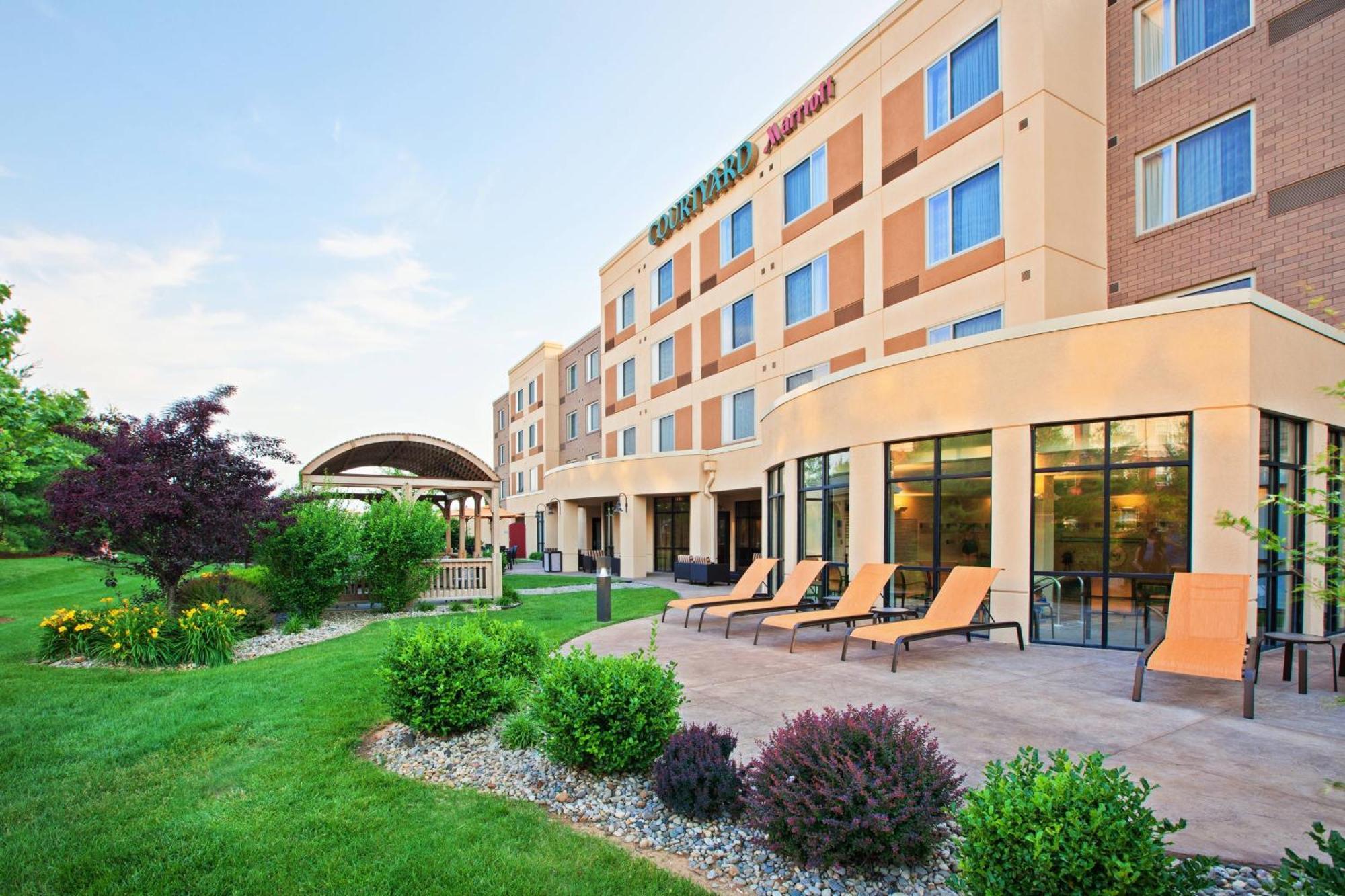 Courtyard Louisville Northeast Εξωτερικό φωτογραφία